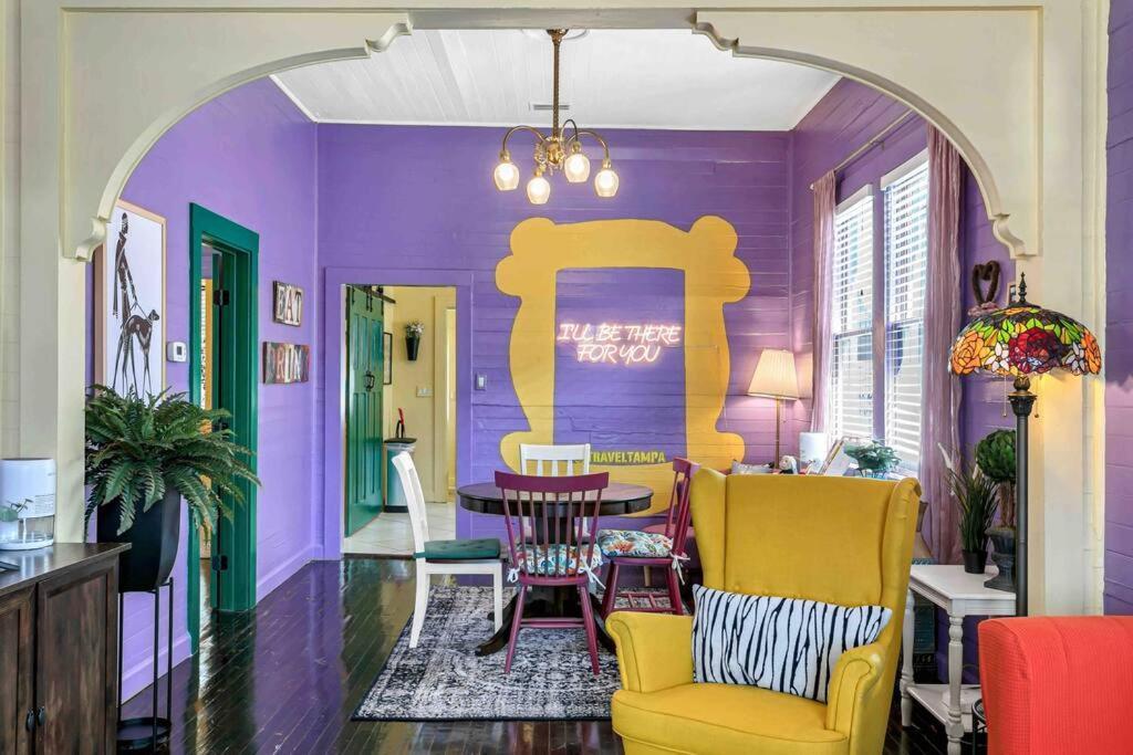 Friends Airbnb Themed 2Bed 2Bath Walkable To All Of Ybor Τάμπα Εξωτερικό φωτογραφία